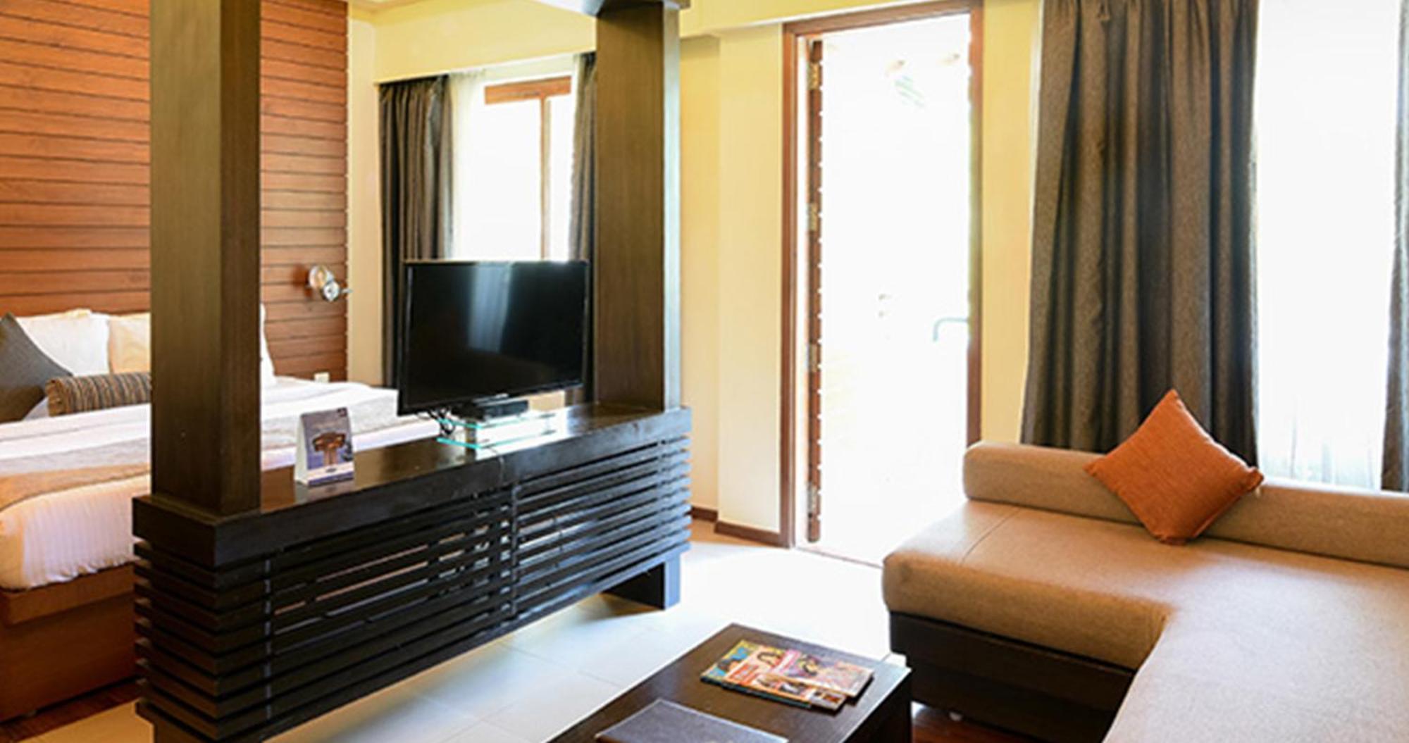 The Golkonda Resort And Spa Haidarábád Kültér fotó